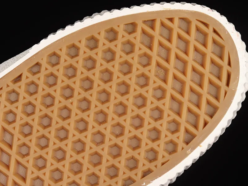 All categories Vans Vans series Vans Hi Vans high-top Vans Sk8-Hi Vans official cool biscuit toe high-top casual vulcanized canvas shoes VN0A7Q62BKP